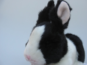 Malý plyšový králík 16 cm - černo-bílý - 008783