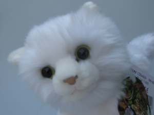 Plyšová kočka bílá stojící - 009100